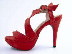 Sandalias elegantes con plataforma de color tomate