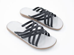 Zapatillas negras cómodas