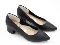 Tacones negros bajitos